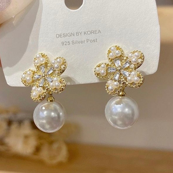 Aretes flor perla - KAAr10